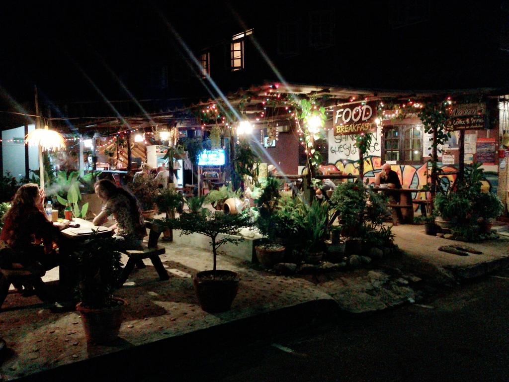 Sangjun Guesthouse Trat Eksteriør billede