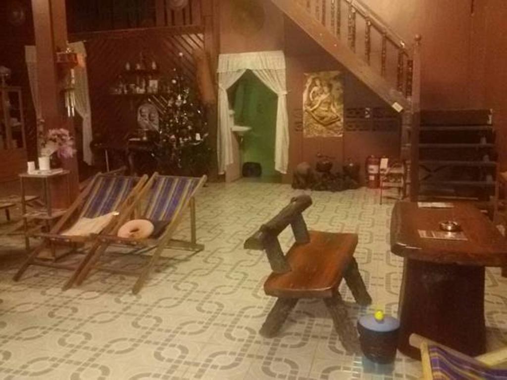 Sangjun Guesthouse Trat Eksteriør billede