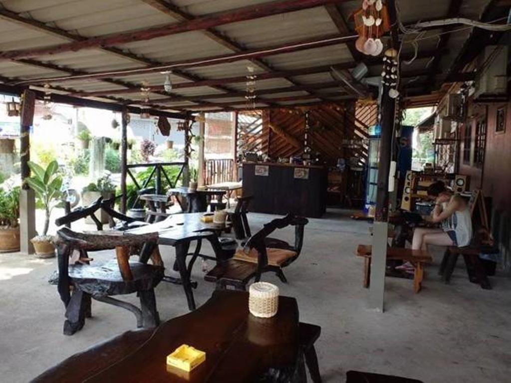 Sangjun Guesthouse Trat Eksteriør billede
