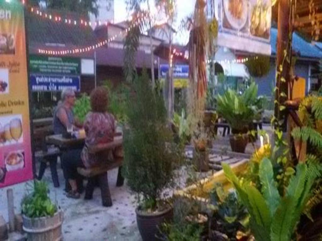 Sangjun Guesthouse Trat Eksteriør billede