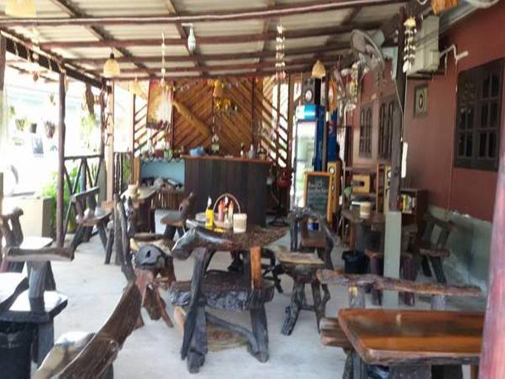 Sangjun Guesthouse Trat Eksteriør billede