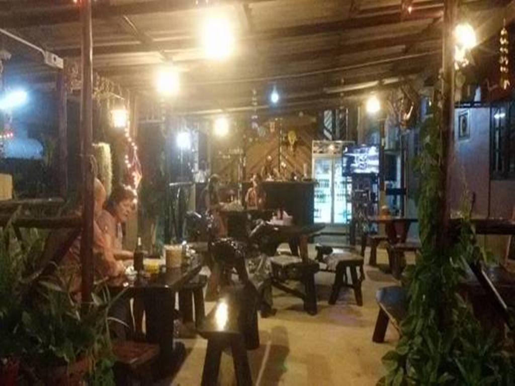 Sangjun Guesthouse Trat Eksteriør billede