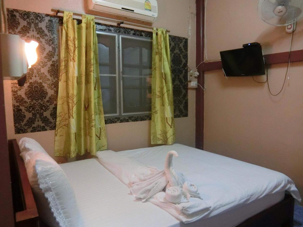Sangjun Guesthouse Trat Eksteriør billede