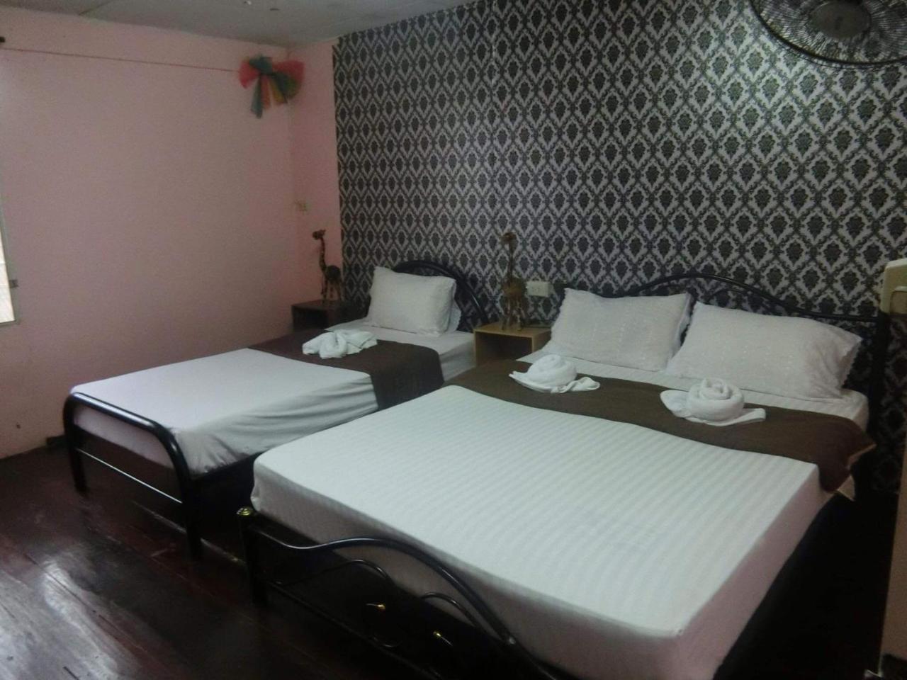 Sangjun Guesthouse Trat Eksteriør billede