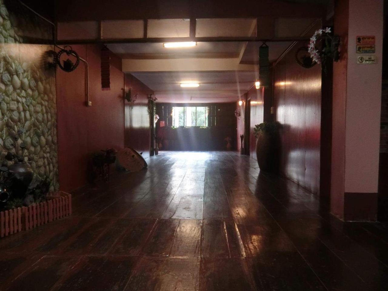 Sangjun Guesthouse Trat Eksteriør billede